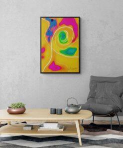 Das digitale Kunstwerk „Dancefloor Desert“ von Newhardstyleart® leuchtet in kräftigen, kontrastreichen Farben. Der Hintergrund ist ein intensives, warmes Gelb, das an Sonnensand erinnert. Darauf liegen organische, fließende Farbflächen in Pink, Blau, Grün und Türkis. In der Bildmitte zieht sich eine weiße Spiralform wie ein Strudel oder Tanzwirbel durch die Komposition. Weitere weiße Linien schlängeln sich wie Wege durch die Wüste. Oben links findet sich eine dunkle, fast schwarze Kugel, die an eine Sonne oder einen Mond erinnert. Das Bild wirkt lebendig, dynamisch und gleichzeitig geheimnisvoll.