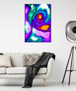 Das digitale Kunstwerk „Dancefloor Warehouse Cologne“ von Newhardstyleart® zeigt eine abstrakte, farbintensive Komposition. Im Zentrum dominiert eine große, spiralförmige Bewegung in kräftigen Violett-, Blau- und Pinktönen, die den Blick ins Innere zieht. In der Mitte leuchten warme Farben wie Rot, Orange und Gelb, die einen pulsierenden Kern bilden. Rundherum fließen geschwungene Farbflächen in Türkis, Grün, Weiß und Lila ineinander, durchzogen von klaren schwarzen Linien, die die Dynamik strukturieren. Oben links hebt sich ein weißer Kreis mit leuchtenden Strahlen ab, wie ein Lichtspot oder Laser, der die Stimmung eines Dancefloors evoziert. Das Werk wirkt wie ein energetisches Spiel aus Musik, Licht und Bewegung – ein visuelles Echo der Clubnächte.