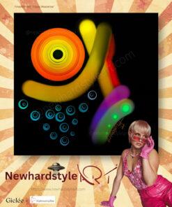 Das digitale Kunstwerk „Trippy Moonrise“ von Newhardstyleart® wirkt wie eine psychedelische Interpretation eines Himmelsmoments – eine Art Mondaufgang, der aber völlig losgelöst von natürlichem Realismus ins Abstrakte und Energetische übergeht. • Links oben dominiert ein konzentrischer Kreis in kräftigen Gelb-, Orange- und Rottönen – fast wie eine Sonne oder ein überdimensionaler Mond, der in Schichten pulsiert. • Darunter schweben mehrere türkisfarbene Kreise mit inneren Ringen, die wie Blasen oder kleine Planeten wirken – vielleicht eine Anspielung auf Sterne oder Wasserblasen im kosmischen Raum. • Rechts ziehen sich breite, leuchtende Farbbahnen durch das Bild: ein strahlend gelber Bogen, daneben ein roter Streifen, darunter ein Übergang von Violett zu Grün. Diese wirken wie Bewegungen oder Energiewellen. • Das Ganze sitzt auf tiefschwarzem Hintergrund, wodurch die Neonfarben noch stärker hervorstechen und fast wie ein psychedelisches Graffiti im All wirken. Das Bild strahlt eine Mischung aus kosmischer Energie, digitalem Acid-Trip und abstraktem Symbolismus aus – wie eine surreale Erinnerung an einen Mondaufgang, den man eher fühlt als sieht.